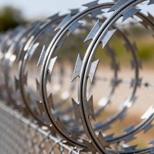Concertina Wire Specifications: Dimensions, Coil Types, and Tensile Strength